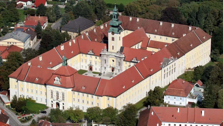 Öff.Stifts-Gym. Seitenstetten