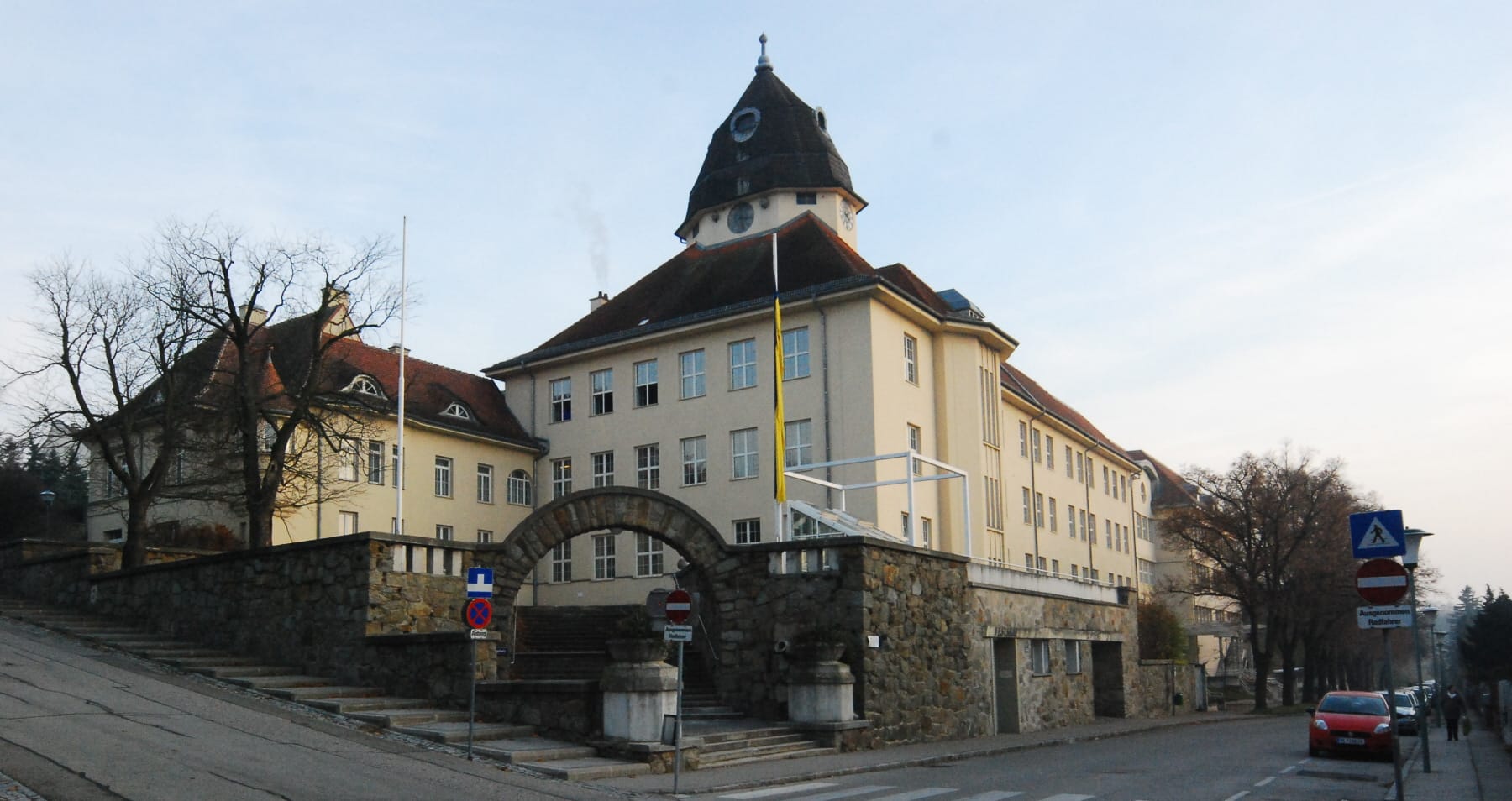 BG/BRG Hollabrunn
